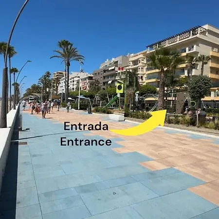 Primera Linea De Playa Eleni Apartamento *